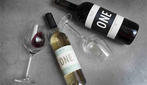 signature wine hour